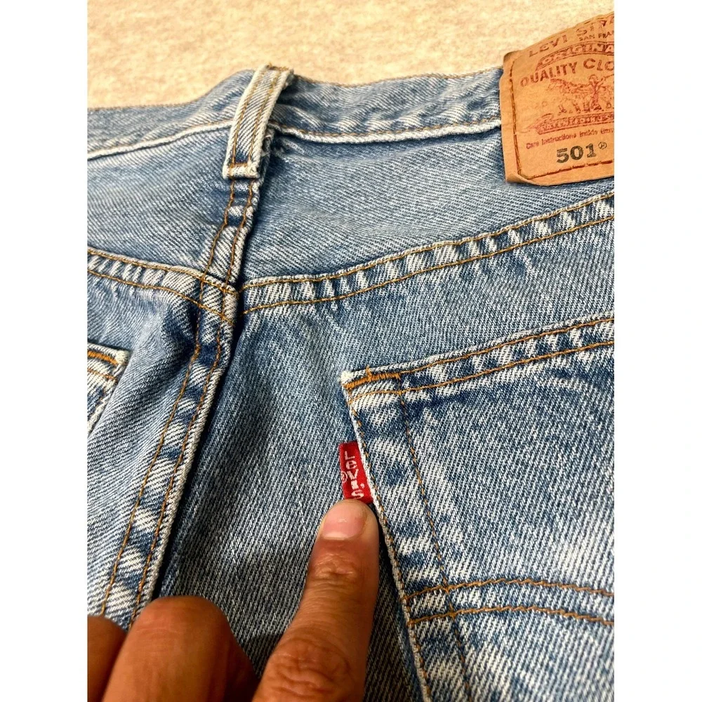 Levi's 501 Jeans Mens 32x32 Blue Denim‎ Cotton 5-Pockets Mid Rise Straight Leg